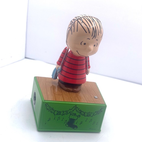 Peanuts Charlie Brown Linus Lucy Christmas Musical Train Set Holiday Works - Picture 4 of 5